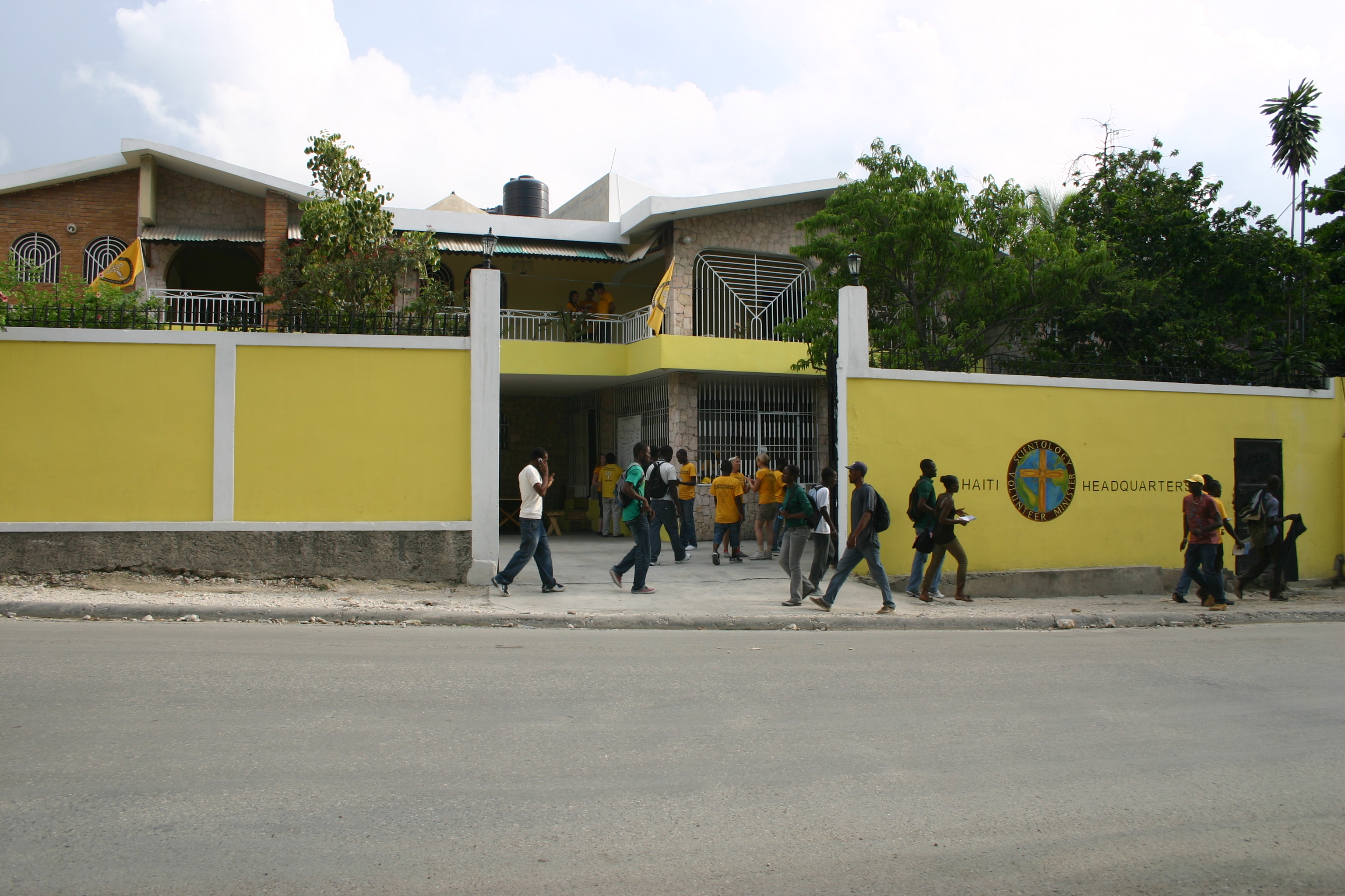 Das neue, dreistöckige Haus der Ehrenamtlichen Geistlichen in Haiti bietet der haitianischen Bevölkerung sichere und effiziente Hilfeleistung. 