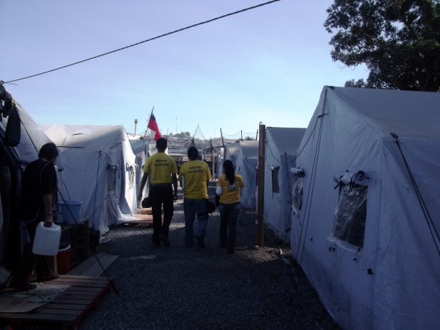 Auffanglager in der Hafenstadt Talcahuano in der Provinz Concepción, April 2010.